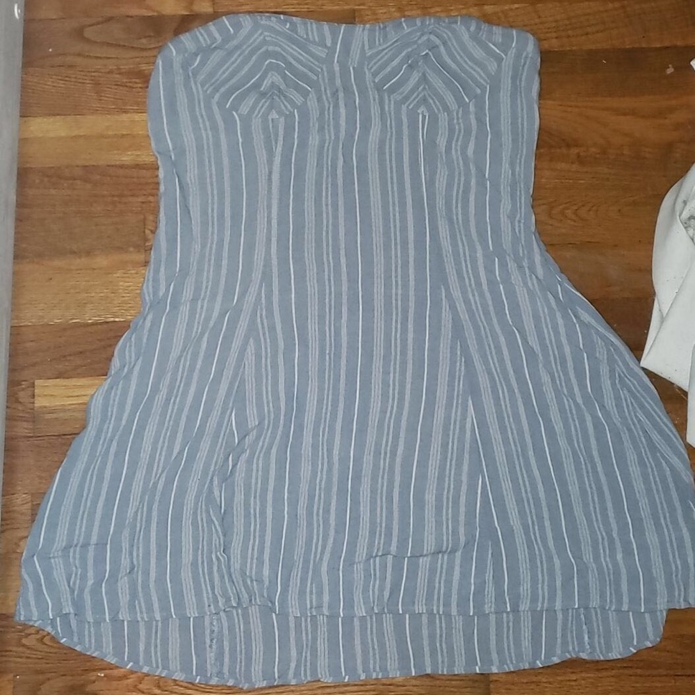 Strapless dress